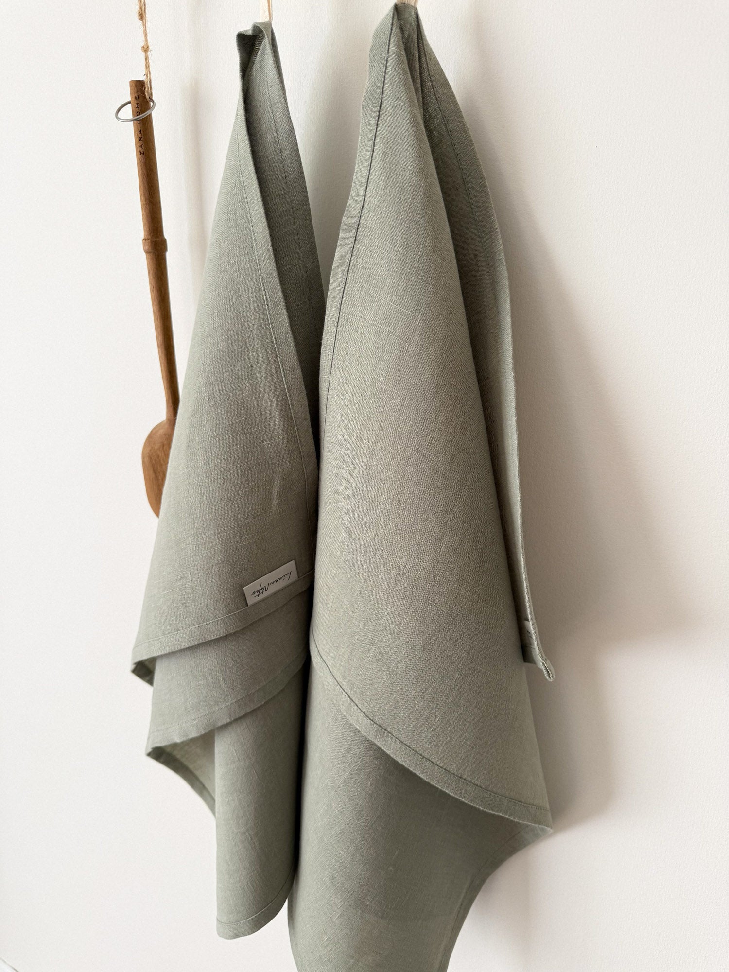 Saliegroen Linnen Theedoek