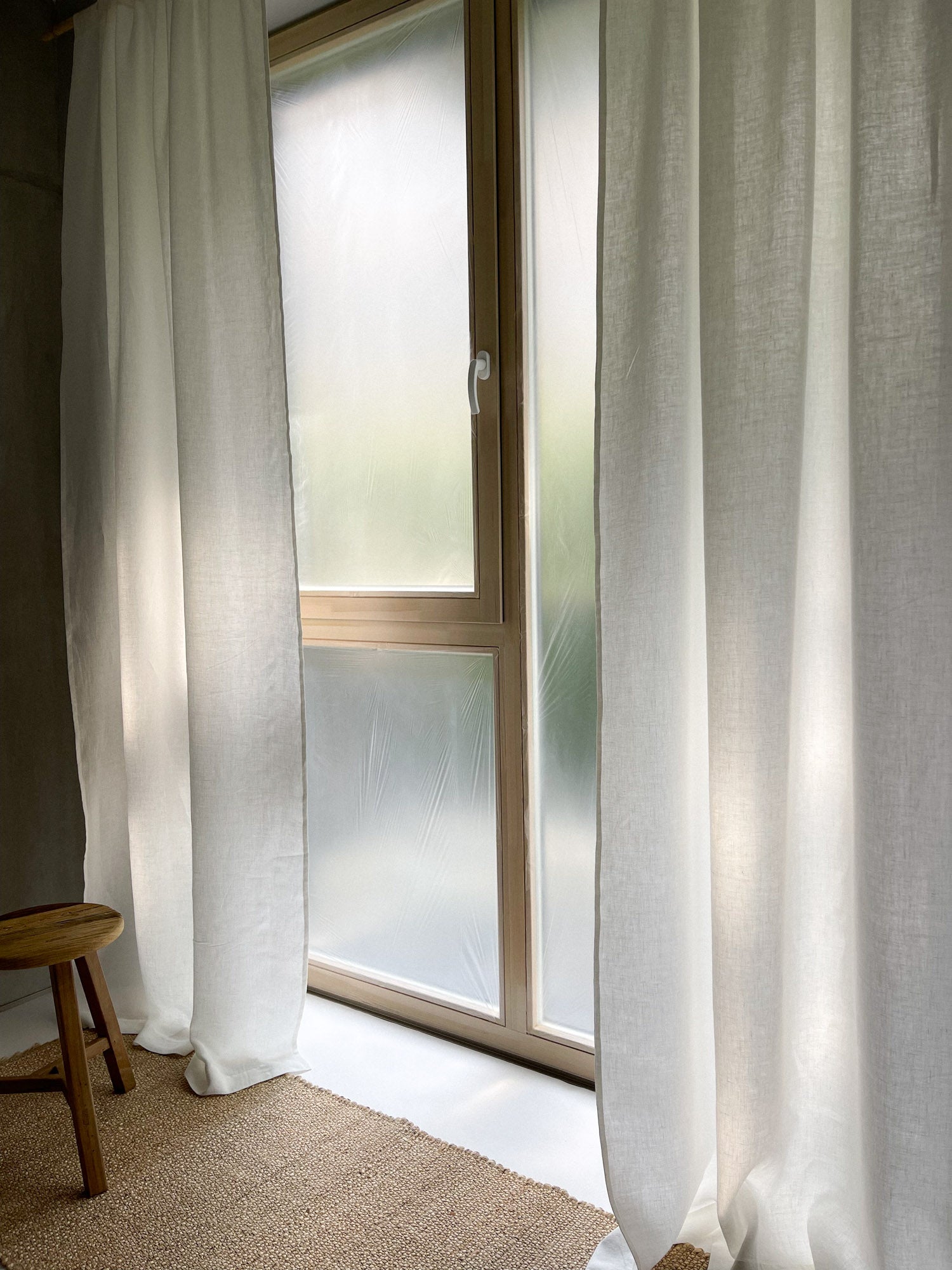 Middenzware linnen gordijnen – Gebroken Wit, set van 2