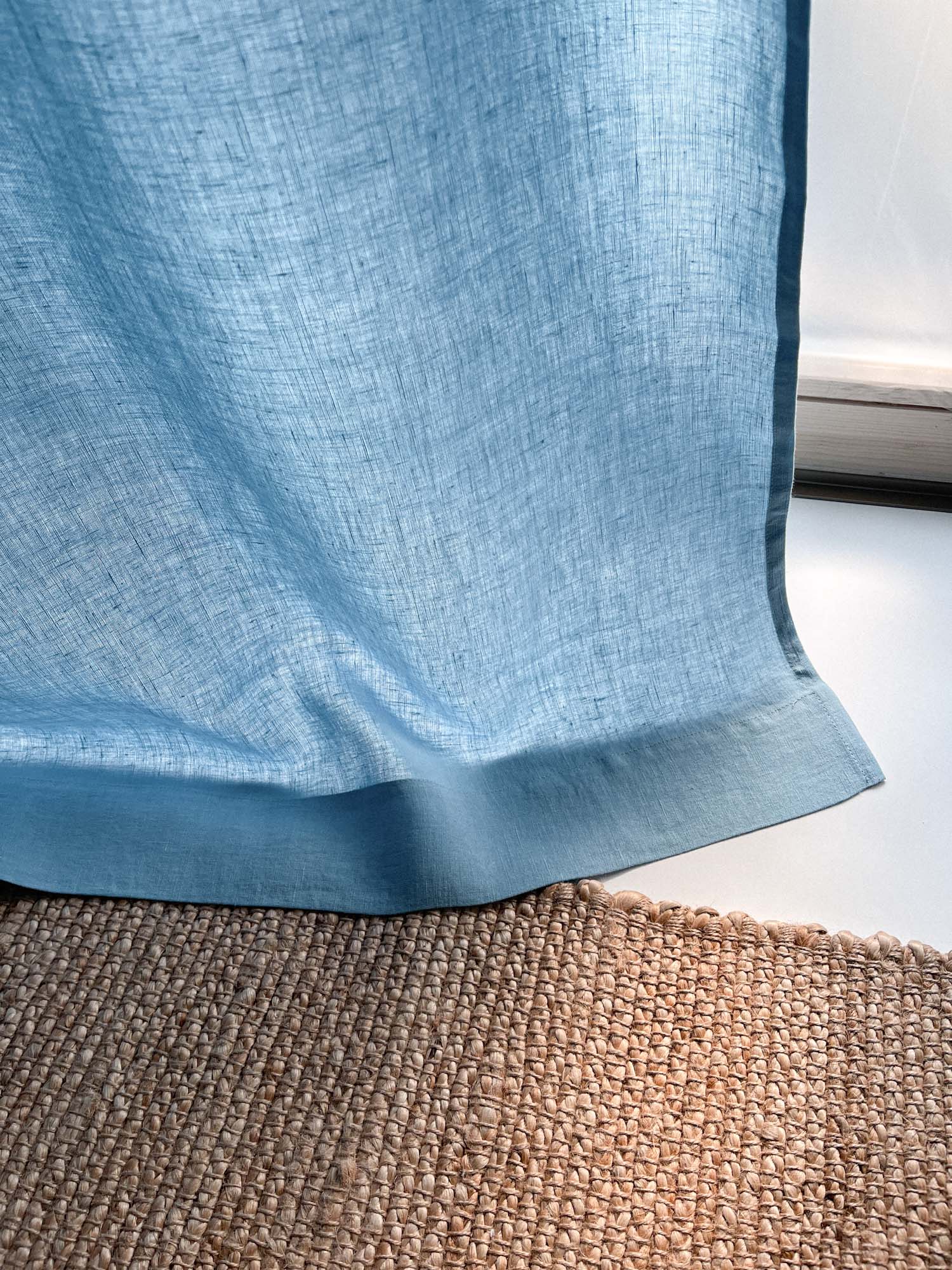 Middenzware linnen gordijnen – Lichtblauw, set van 2