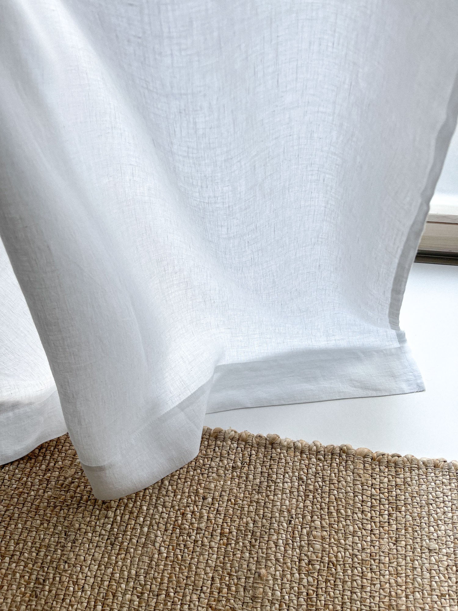 Middenzware linnen gordijnen – Wit, set van 2