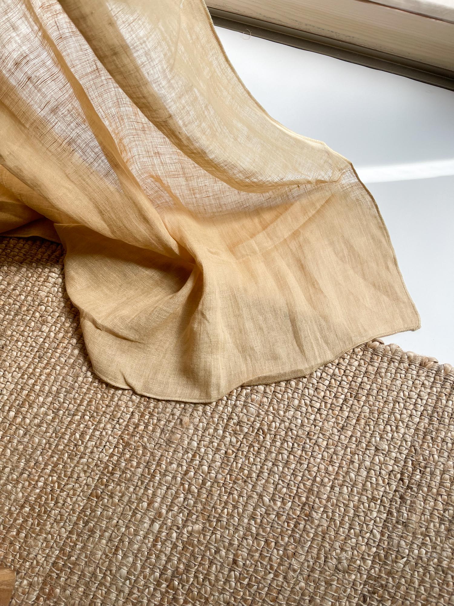 Linnen Mousseline Gordijn in Licht Camel, 1 stuk