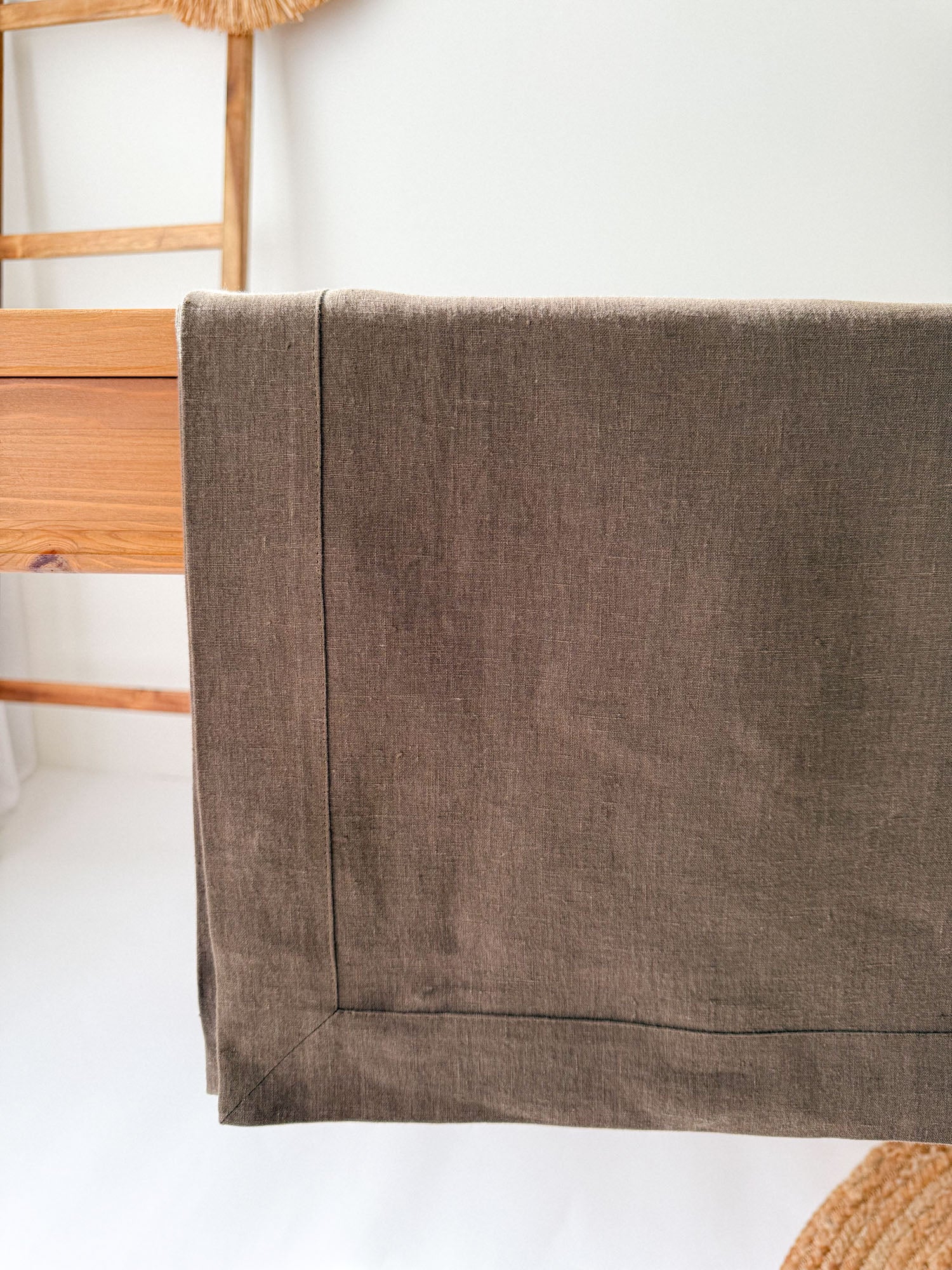 Bruin Linnen Tafelkleed