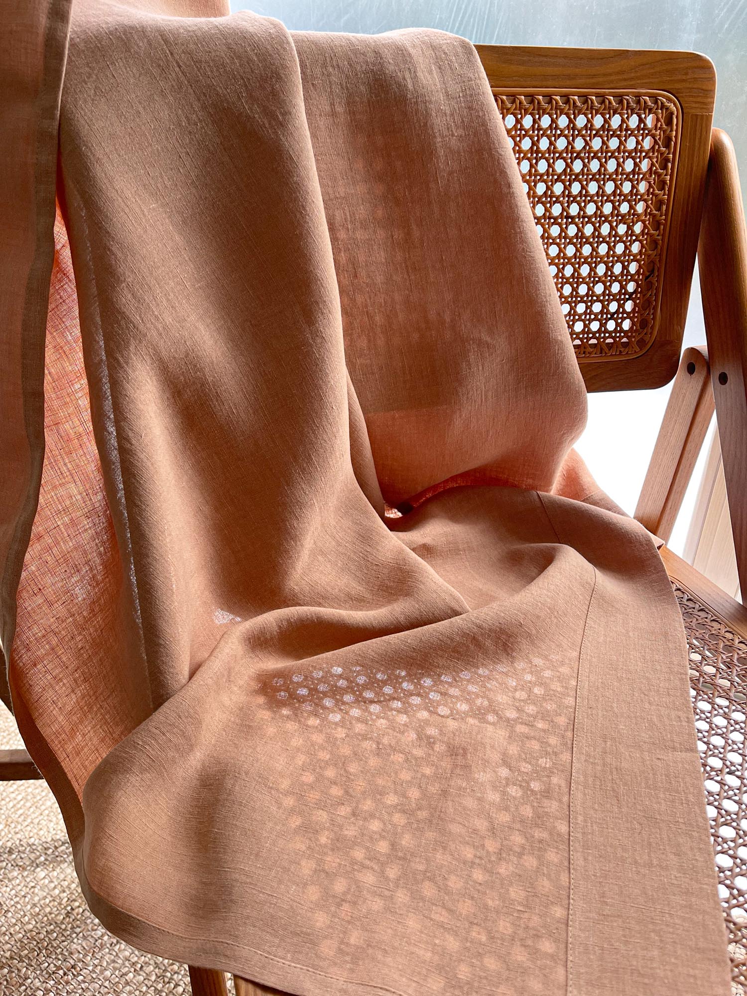 Middenzware linnen gordijnen – Tan, set van 2